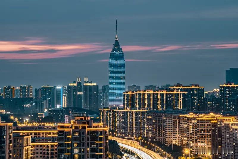 常州楼市：

经历2022年至今四年回调，常州楼市的下跌空间基本已经透支，后续很