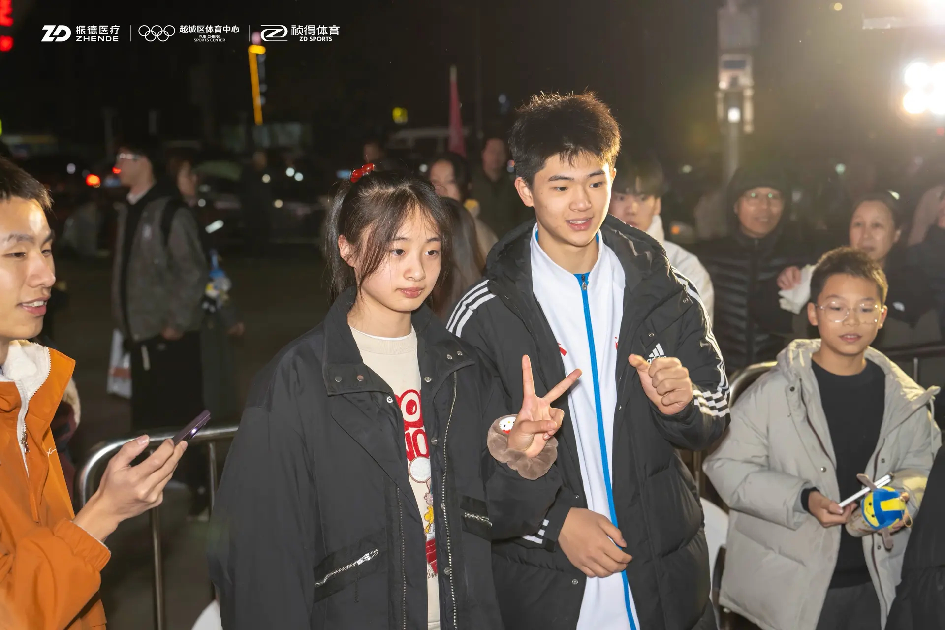 好像射击的小黄妹妹啊我勒个豆 