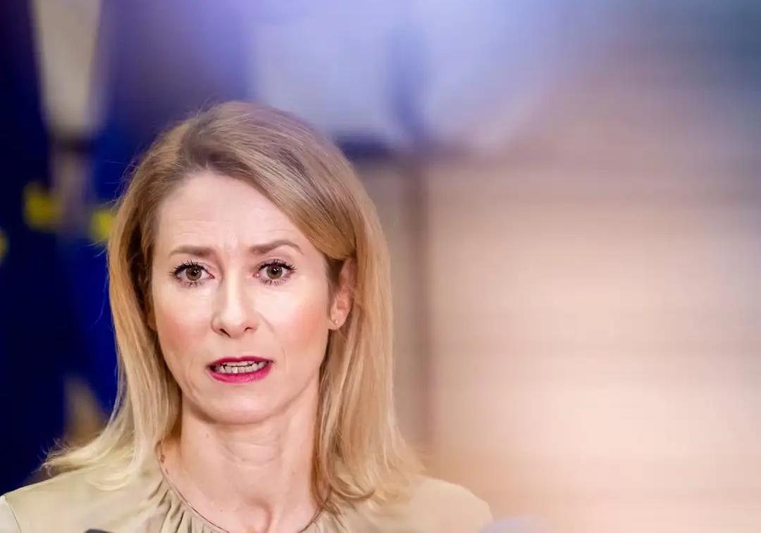 欧盟坐不住了！美国和俄罗斯不仅绕过了乌克兰，也绕过了欧盟，闭门商讨结束俄乌冲突的