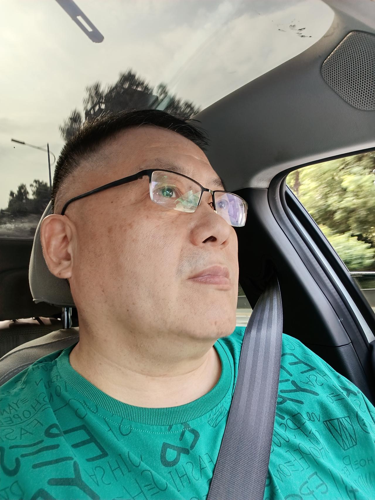 这几天很多关心我的网友都问我，老王啊，9月6号去相亲，结果如何？

还有的网友在