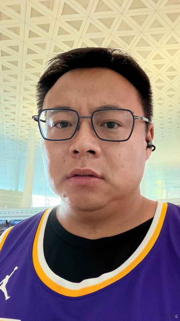 到武汉吃了 3 天碳水完了一周白跑废了废 