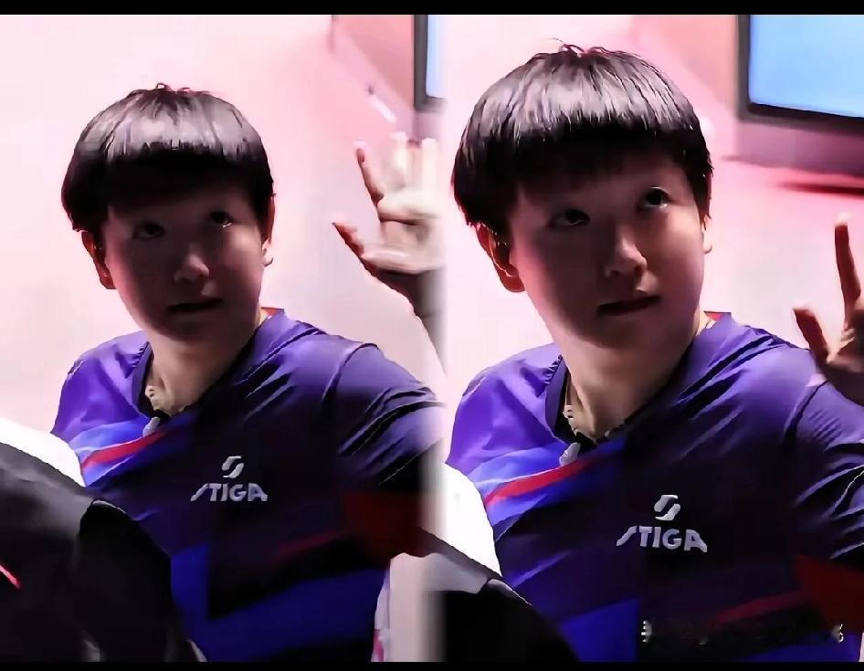 莎莎打比赛退场，这时观众席上面传来一声“妈妈爱你，莎莎！妈妈在这儿呢！”

全场