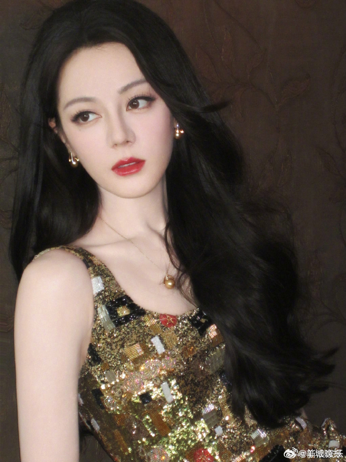 【谁是你心中的内娱女主天花板？】在娱乐圈，衡量一个演员的价值，除了奖项和口碑，还