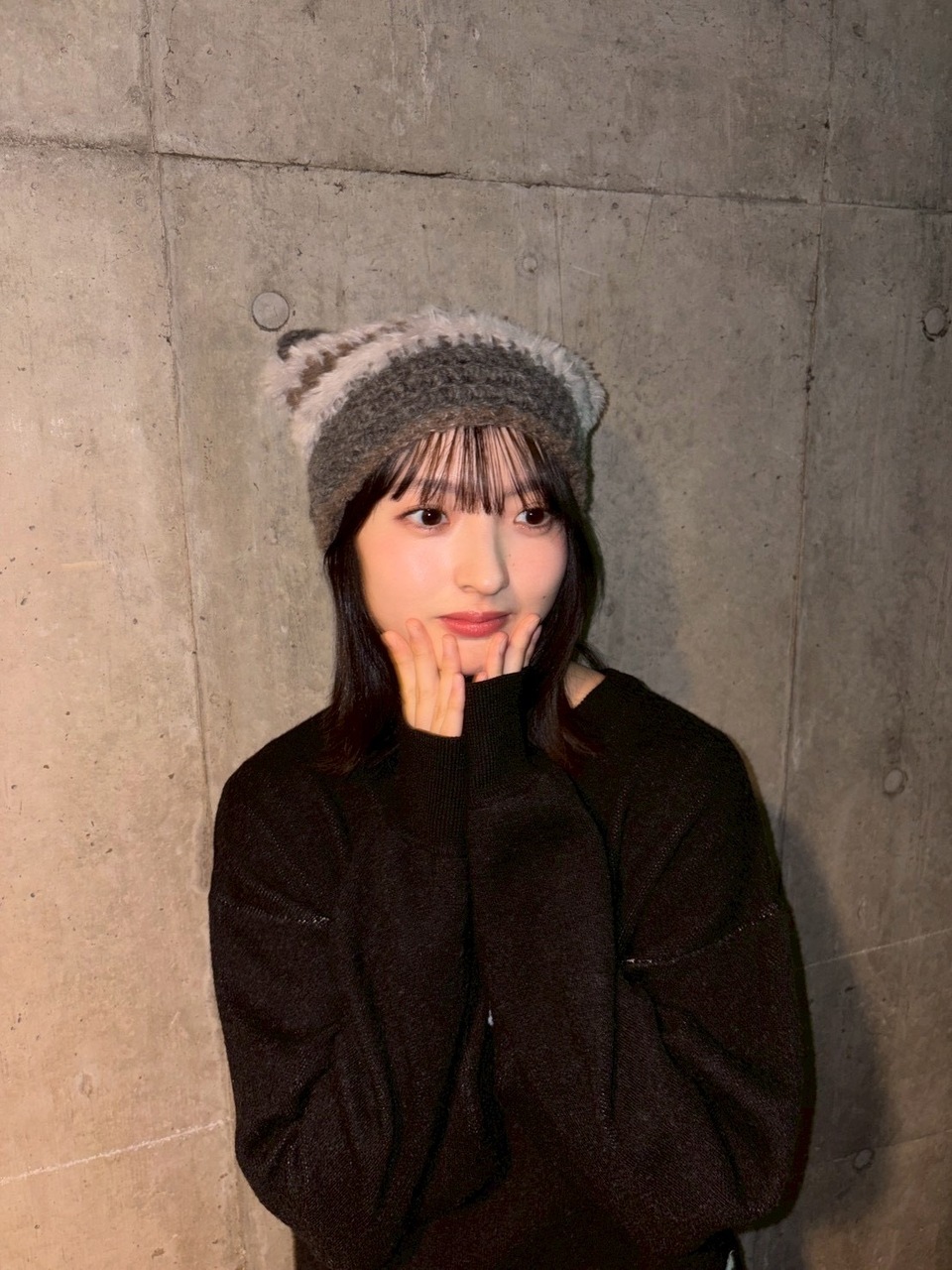 山田桃実「あれ、途中ちーがいたような、、？猫耳ニット、夏に作ったやつ遂に解禁でき