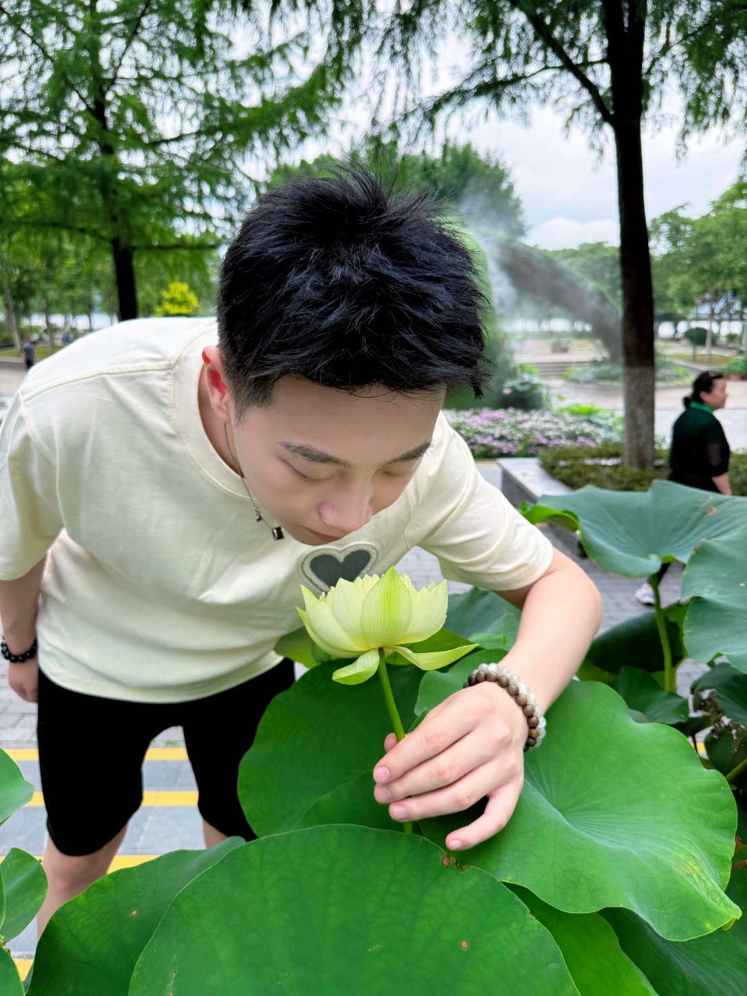 思慕社字母 我亲爱的小家伙你眼底那份盲目的迷恋 早已是我掌心的玩物享受你的顺从吧