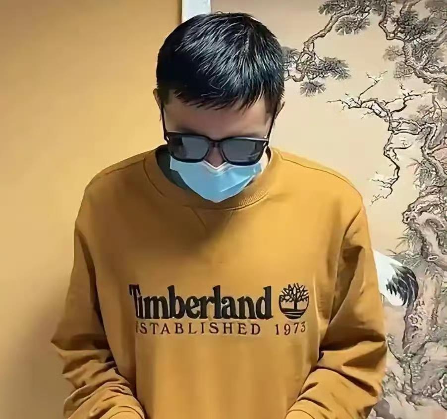 ip显示白俄罗斯的网友披露那位在莫斯科国立大学身披旭日旗的留学生已经被遣返回国了