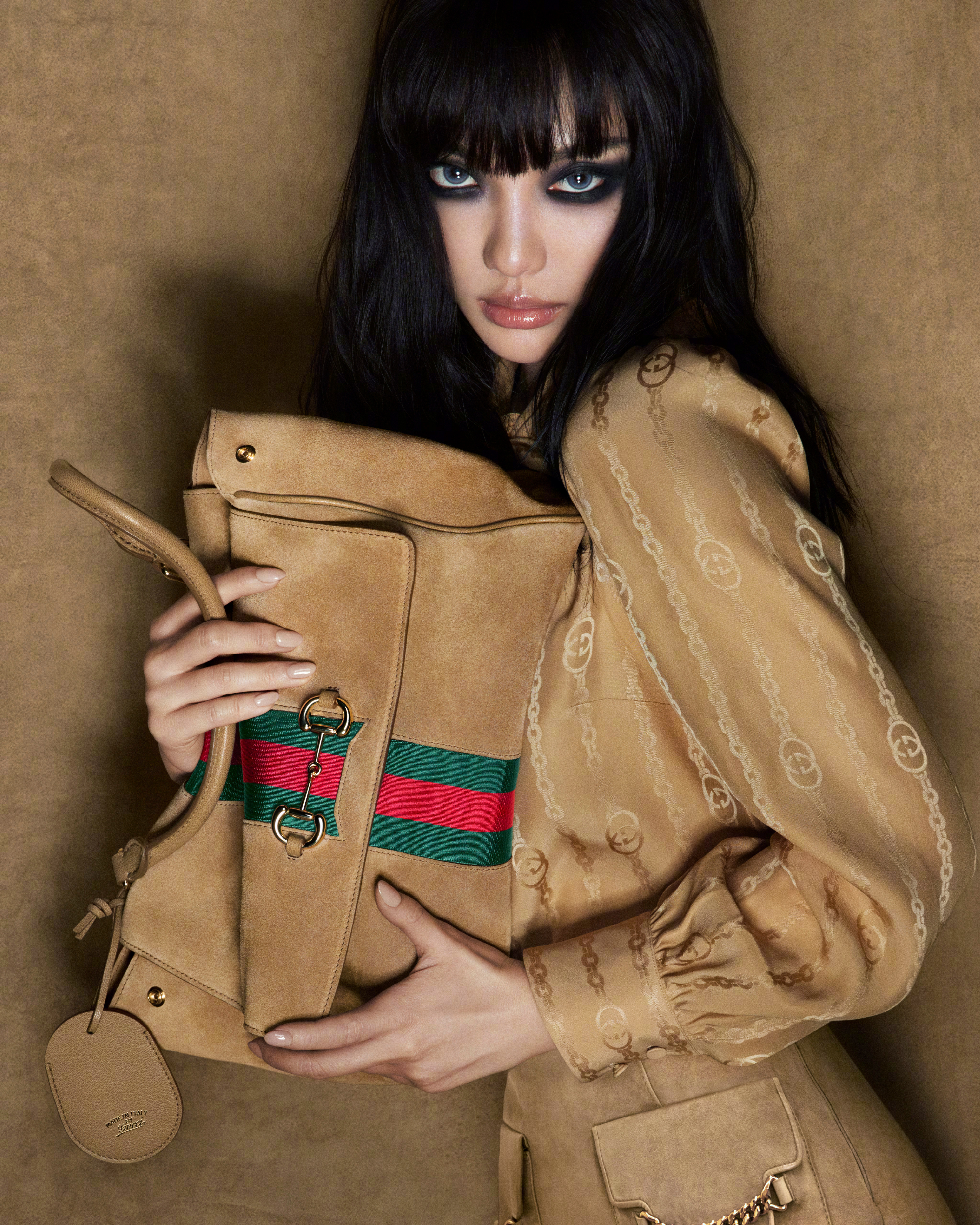 GUCCI 女郎宁艺卓新晋全球代言人携 Paparazzo 手袋全球广告大片出镜