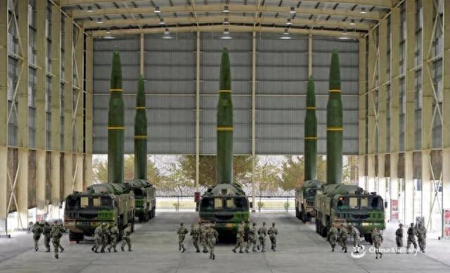 美国战区网近期评估中国中近程导弹规模为2850枚，舆论据此将其与中东国家此前的导