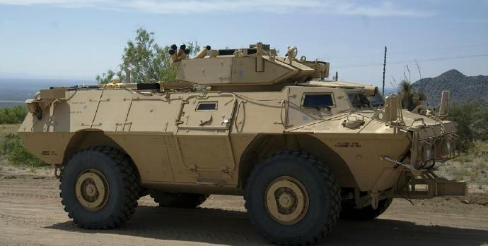 每天认识一件兵器美国M1117装甲车 M1117装甲车是美国达信海上和地面系统公