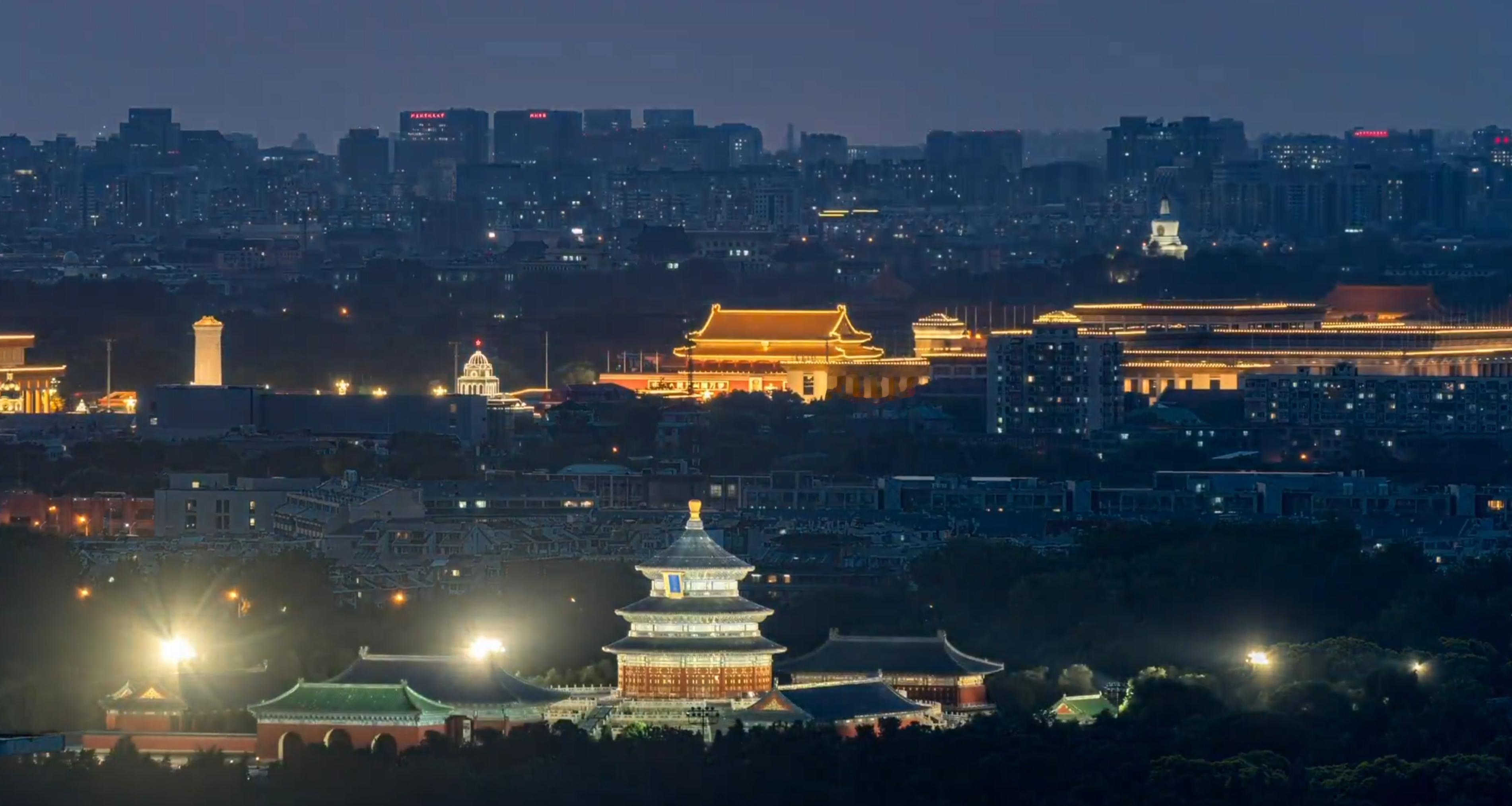🔻天坛真美啊。🔻转载自记者李泽欣分享的视频截图。 