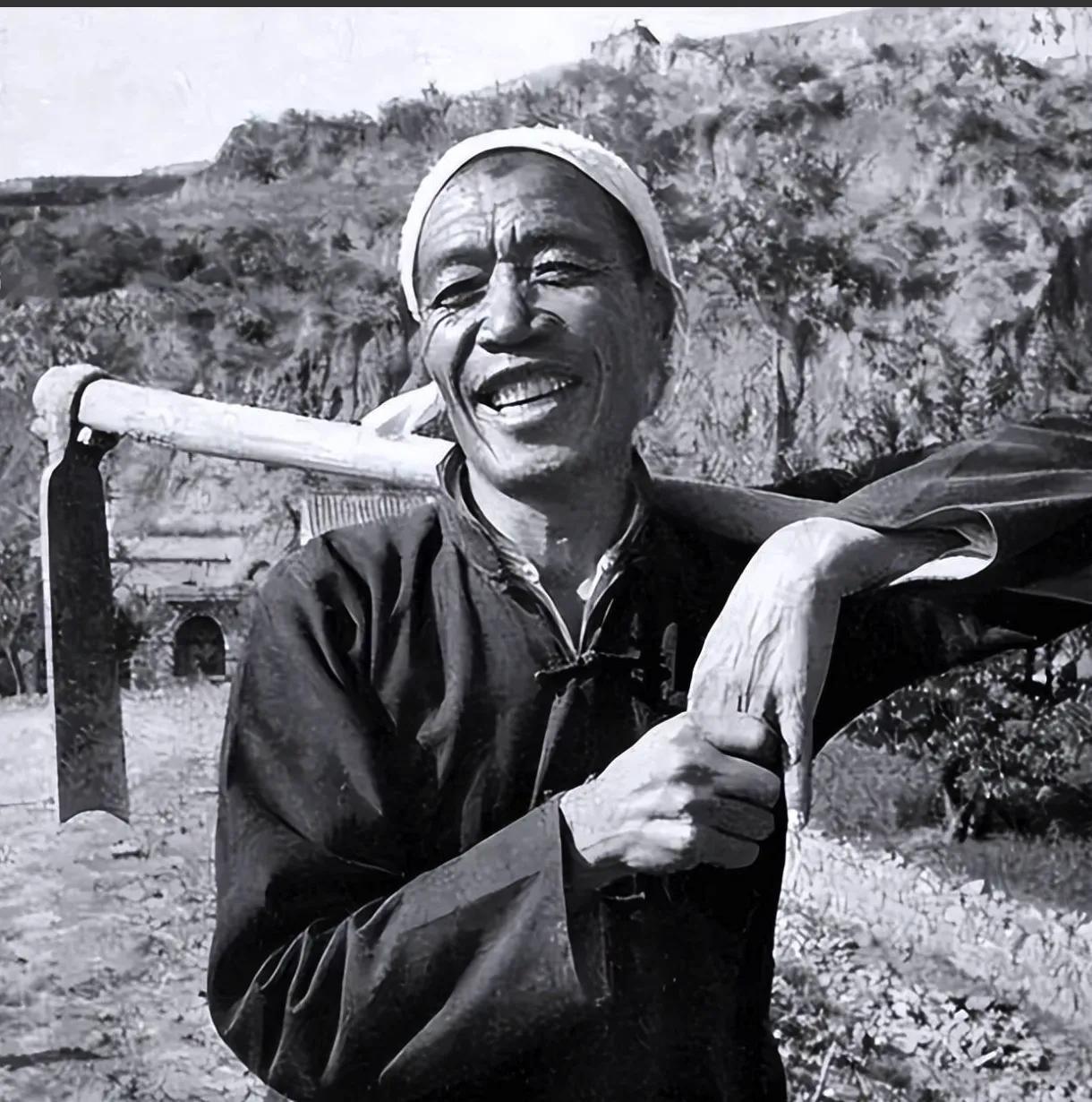 1974年，陈永贵批评北大荒不会种地，北大荒场长当场怒怼：他大寨才几亩地？我几十