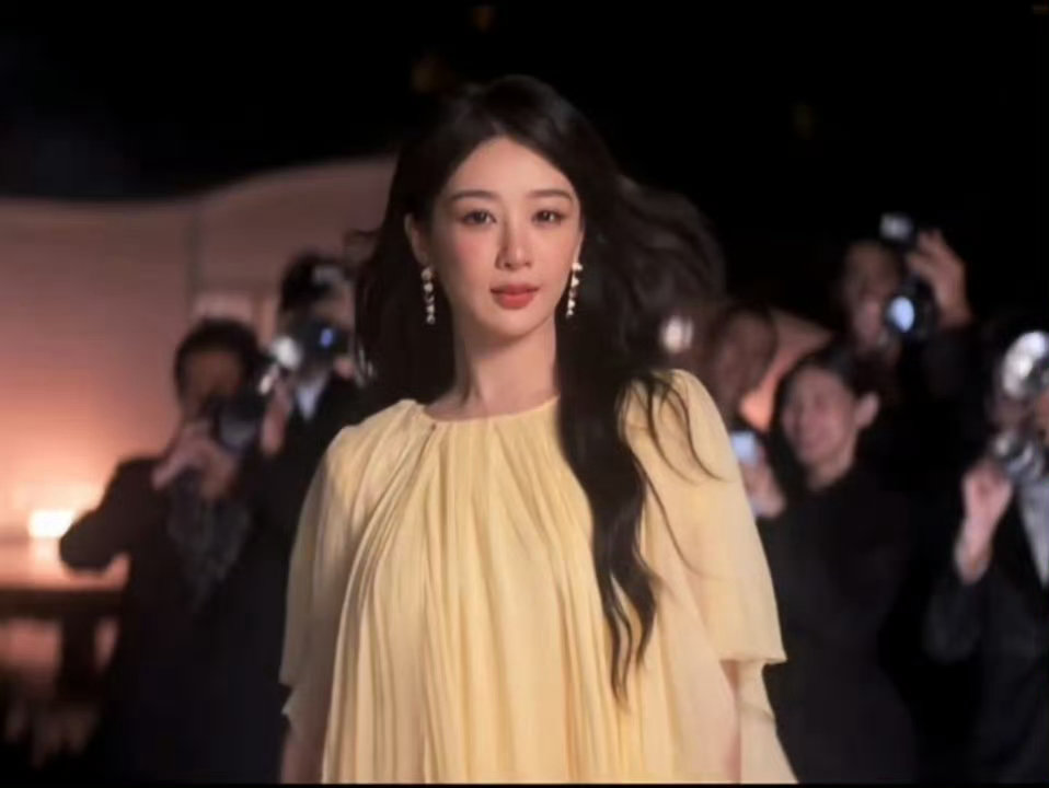风都爱她，好美 ​​​