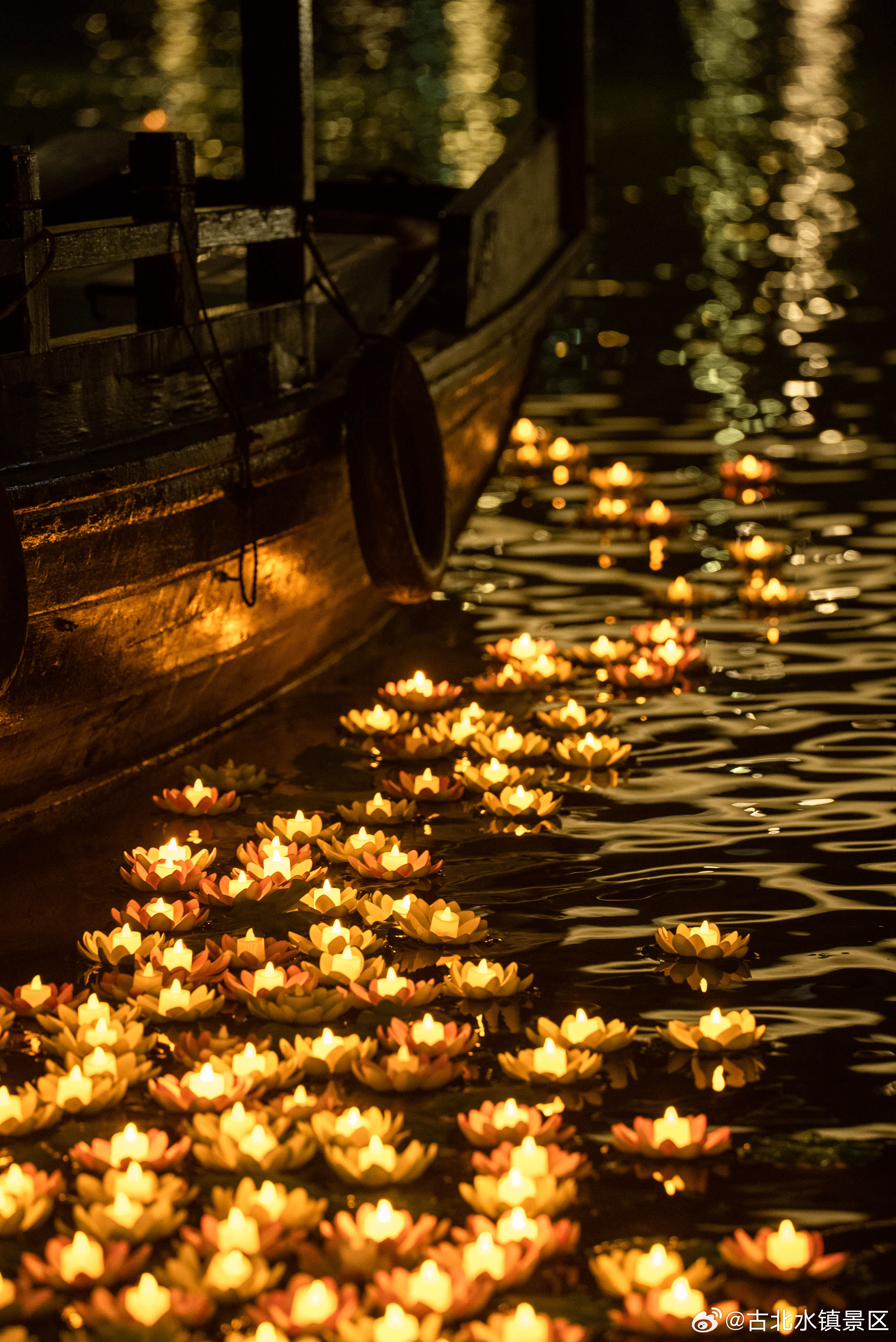 放下烦恼，安心睡让压力消散在星空之下晚安，宝子们～#古北水镇# #司马台长城# 