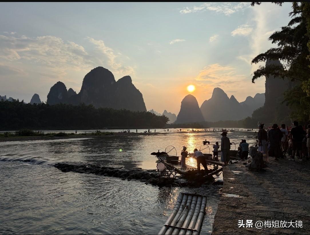 旅游玩得再开心，回家这一关千万别大意⚠️
 
不少中老年朋友出门旅游，看山看水，