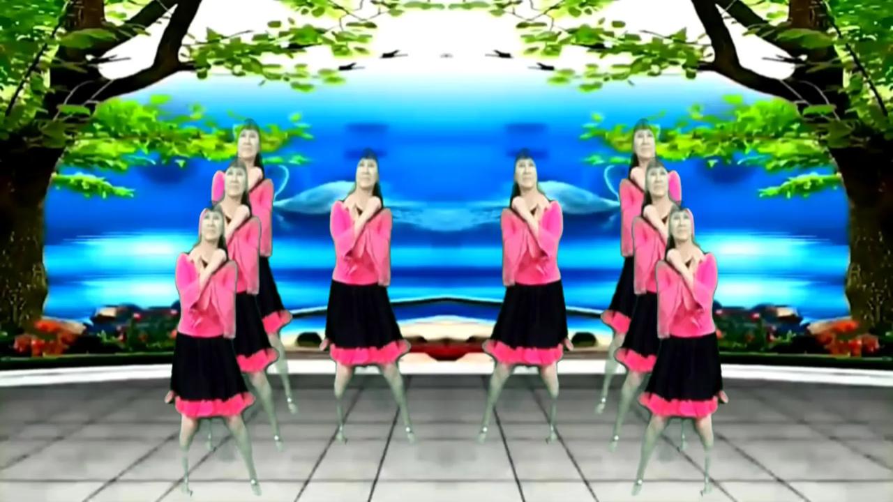 [玫瑰]一年好运随春到，万象更新人欢笑。人旺财旺福气旺，岁岁平安鸿运照。开心快乐