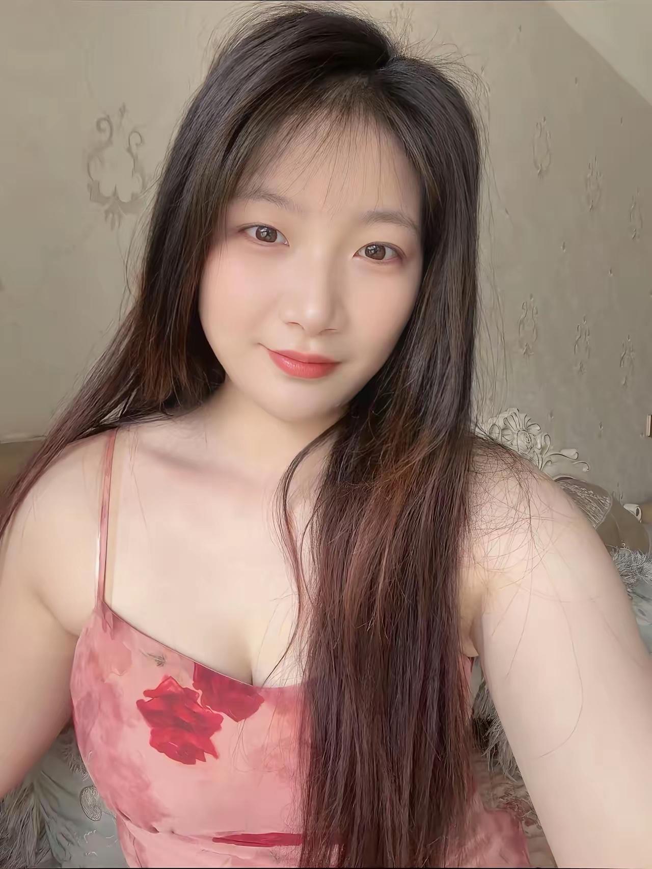 不知从何时起，身边多了一种名为“干婚”的状态。它不像是一场轰轰烈烈的决裂，更像是