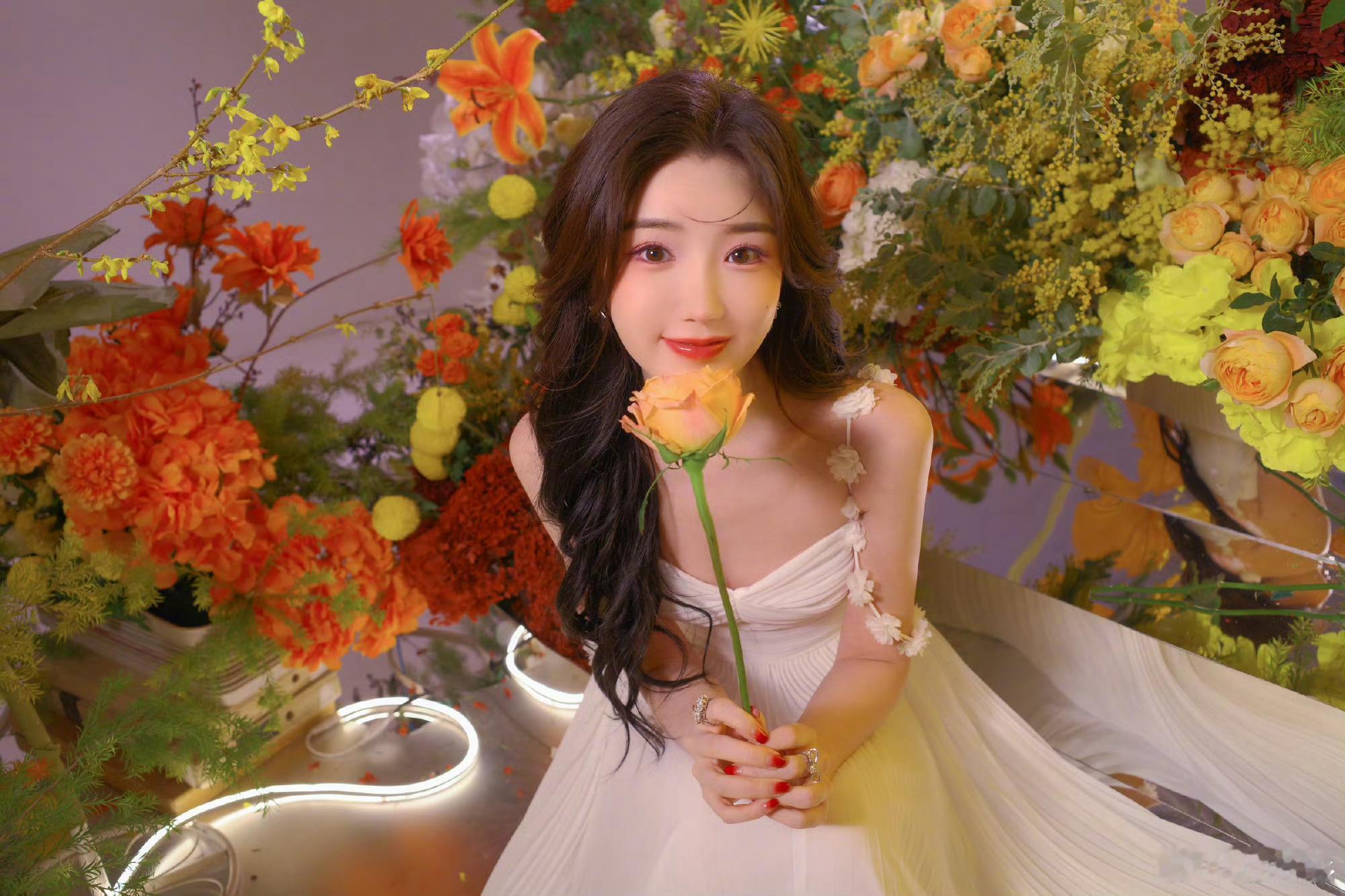 爱漂亮花花的毛晓彤[彩虹屁]好喜欢分享日常的这种亲近感[好喜欢] 