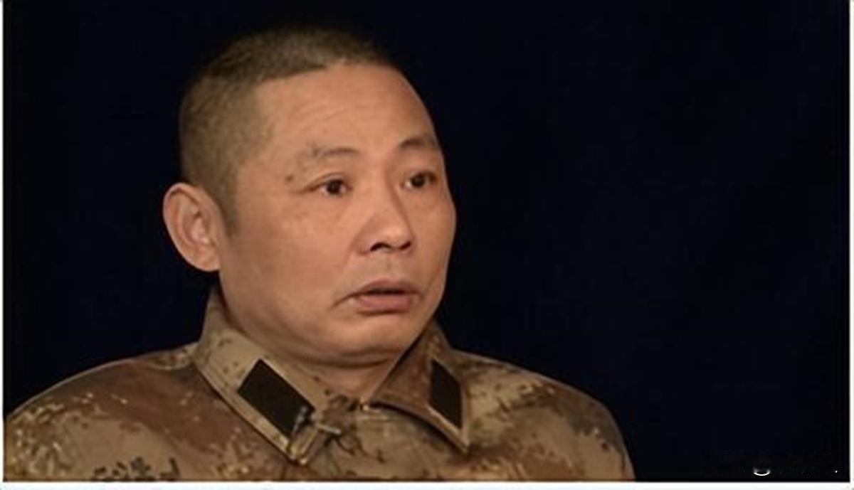 2007年，对越自卫反击战的老兵刘亮华去办低保手续，却被工作人员骂了句“不要脸”