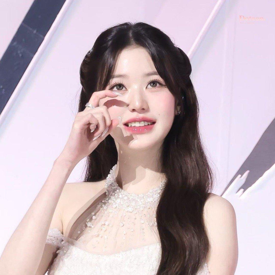 张元英 2025也要幸福快乐💗 