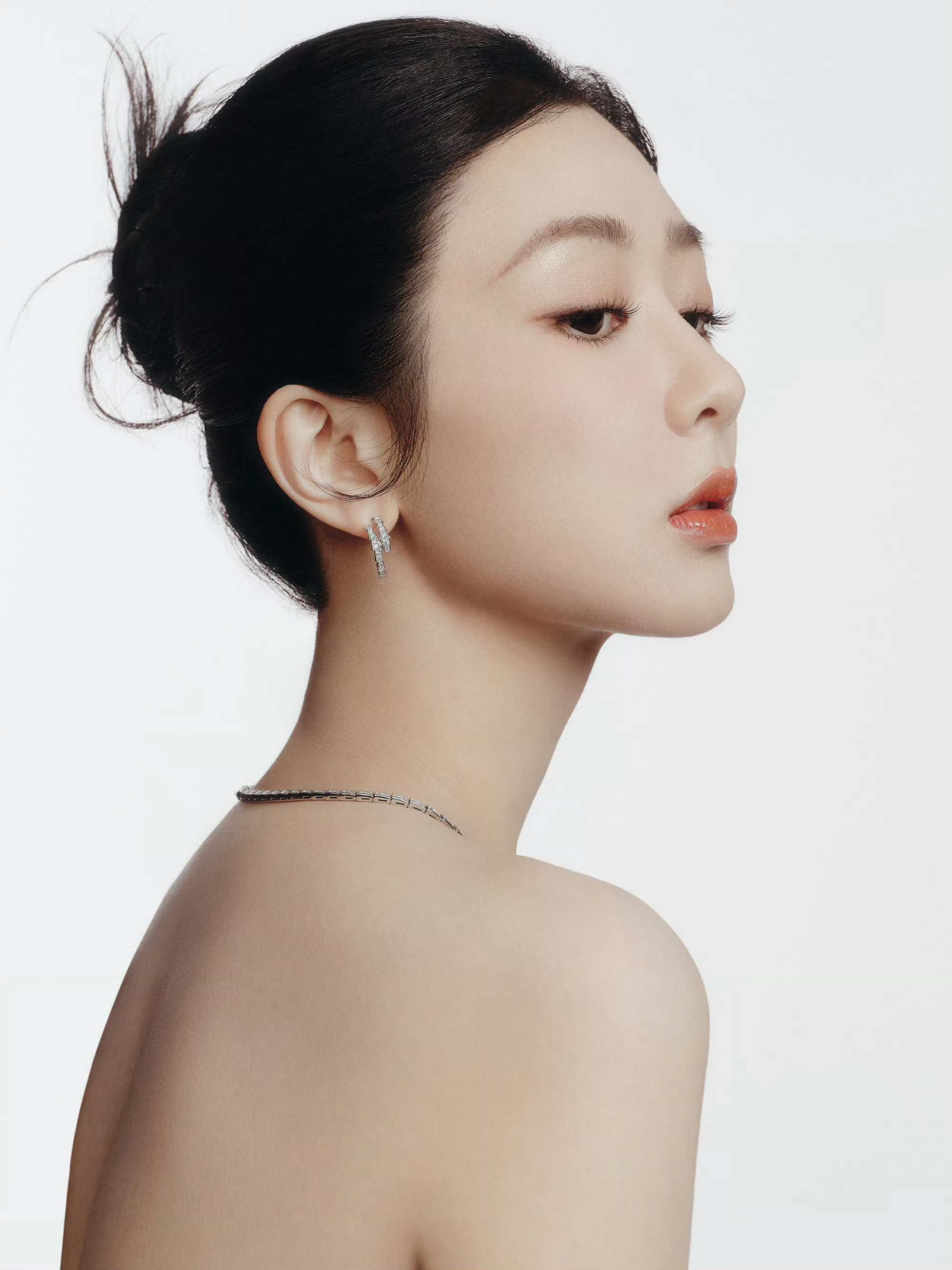  [心]#杨紫骆佳# 当我凝望你眼眸，爱意撒满整个宇宙​​​