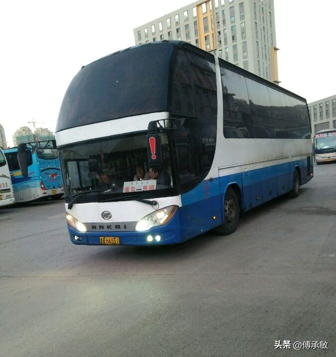 山东青岛市曾经的省际长途线路（八），还有多少在跑？
青岛—昆明
青岛—白山
青岛