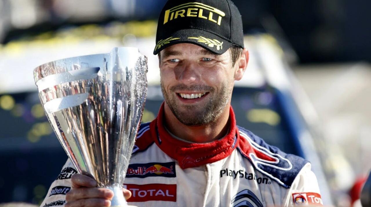 简单聊聊 WRC 是个什么东西。
WRC就是“世界汽车拉力锦标赛”的英文缩写，跟