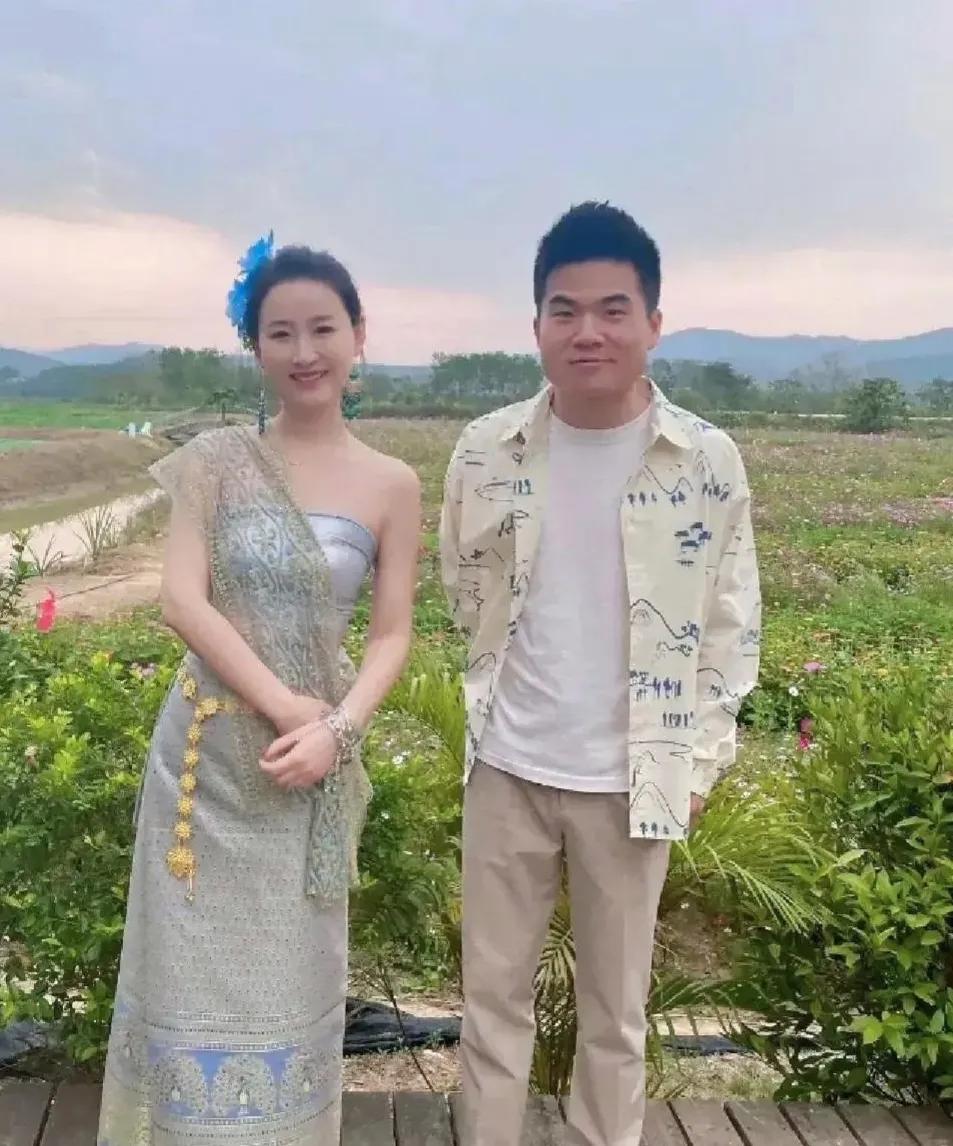 为什么都30多岁的董宇辉还没有找女朋友?