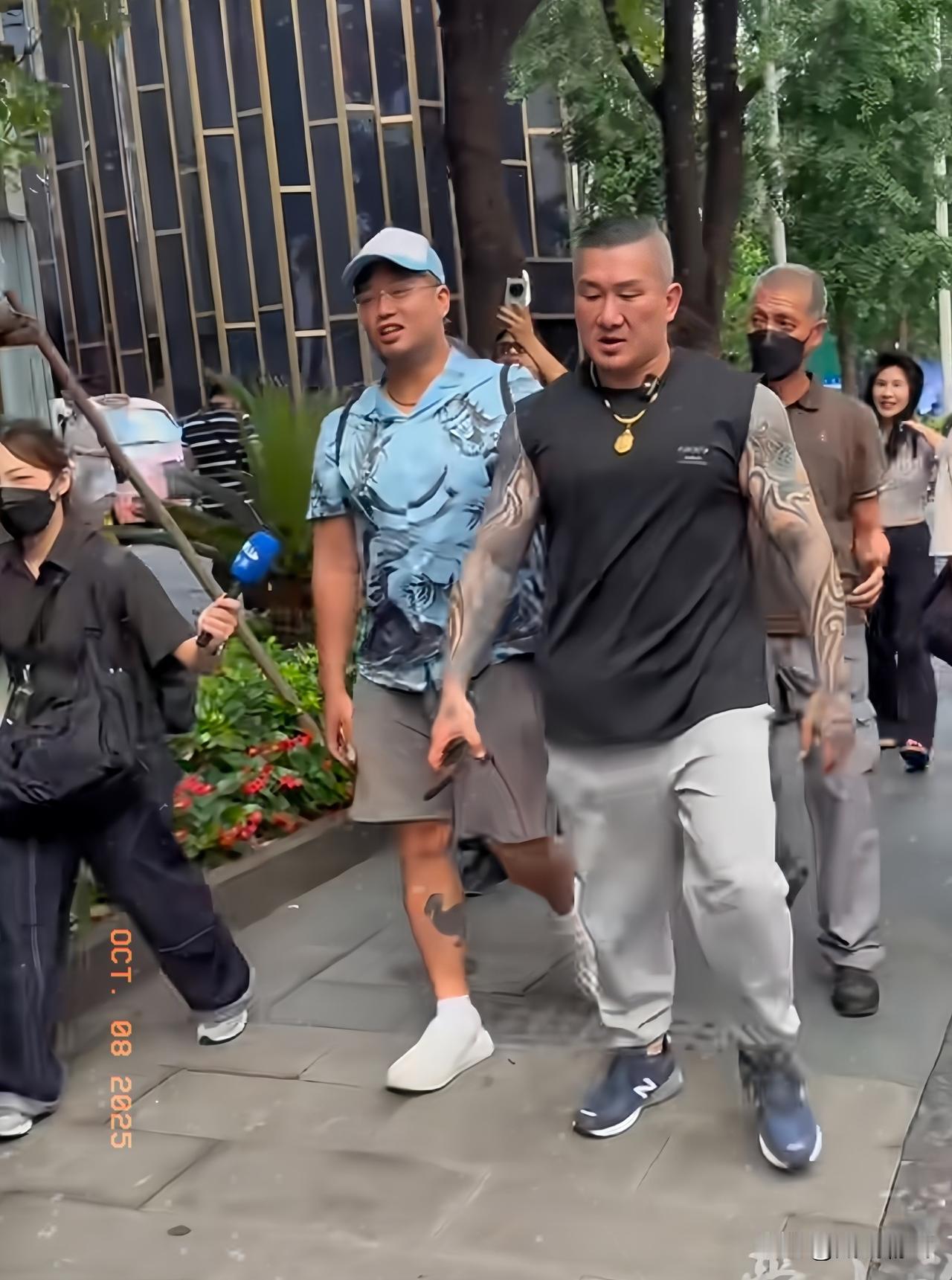 可惜了！
“馆长”陈之汉，这波操作简直是给赖清德送了份“大礼”。因一句“砍掉赖清