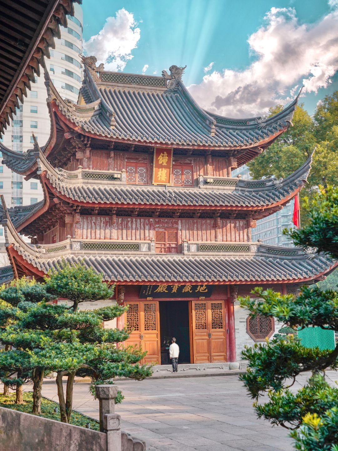 人生建议：逛完这座千年古刹再离开宁波