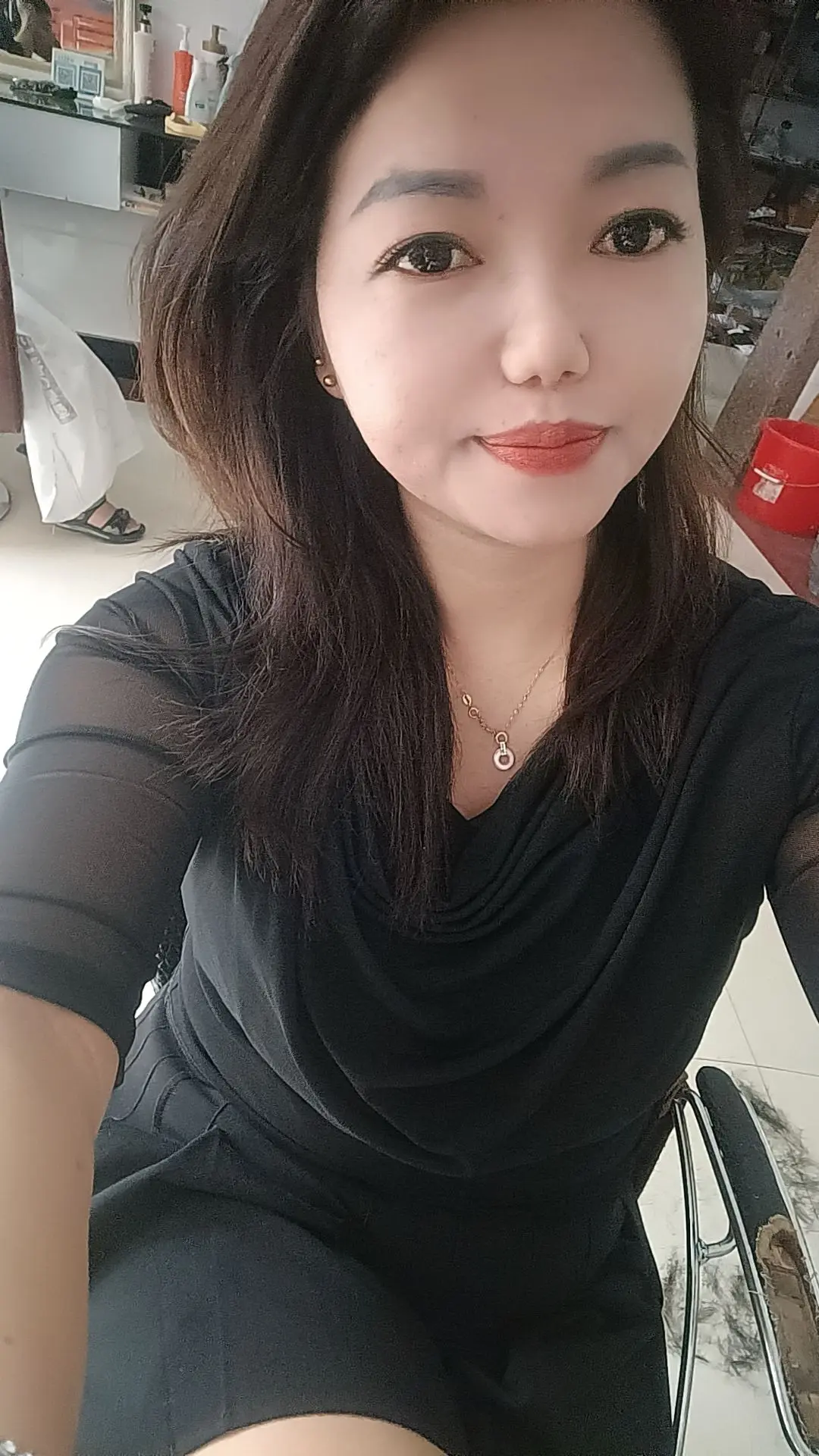 男人用钱去爱的女人，一定是他最爱的女人， 男人用甜言蜜语去爱的女人，一...