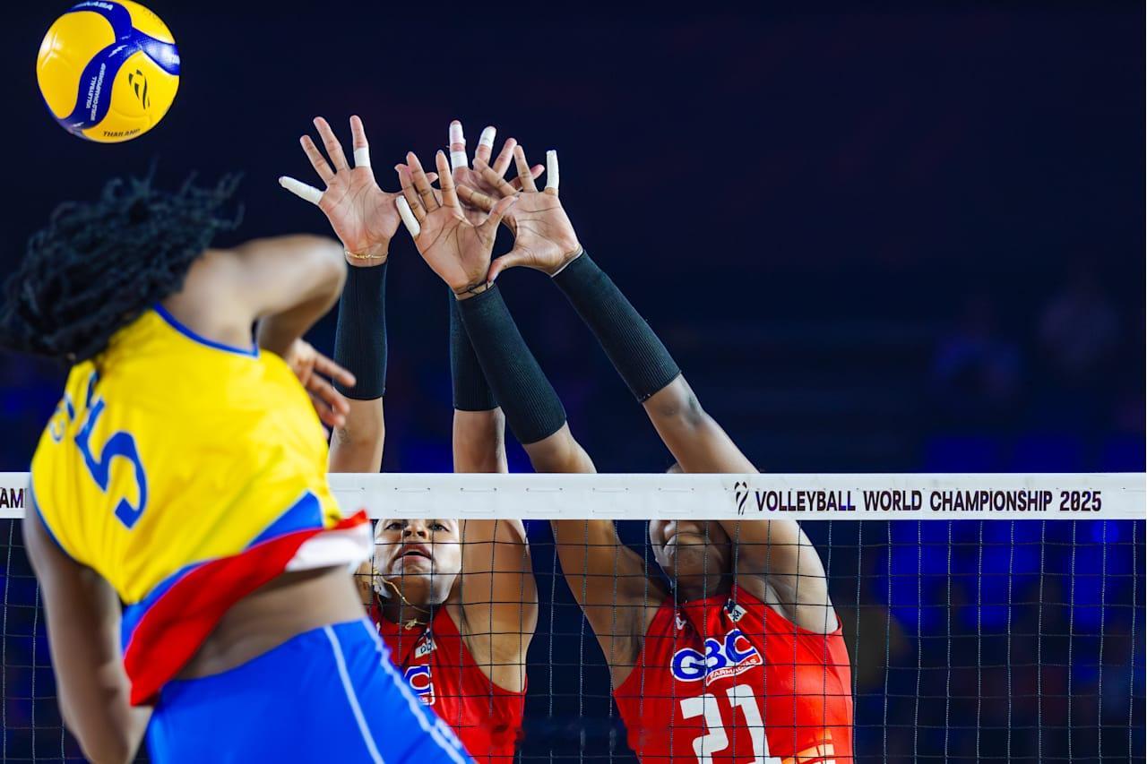 【2025女排世锦赛 小组赛：多米尼加共和国女排3-0哥伦比亚女排】北京时间23