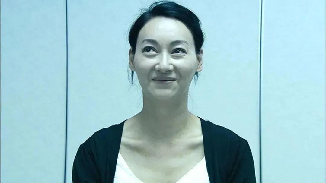 惠英红曾凭电影《长辈》、《心魔》及《幸运是我》三度夺得香港电影金像奖“最佳女主角