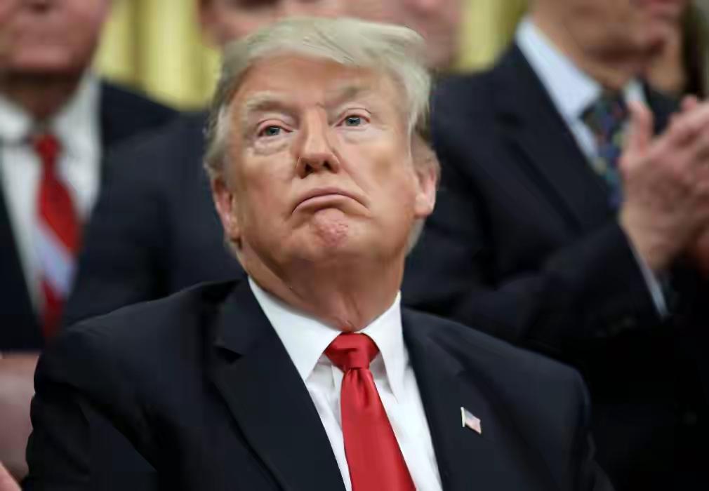 美国真能征服全世界吗？ 
美国经过两次世界大战，成了世界首富，暴发户，觉得全世界