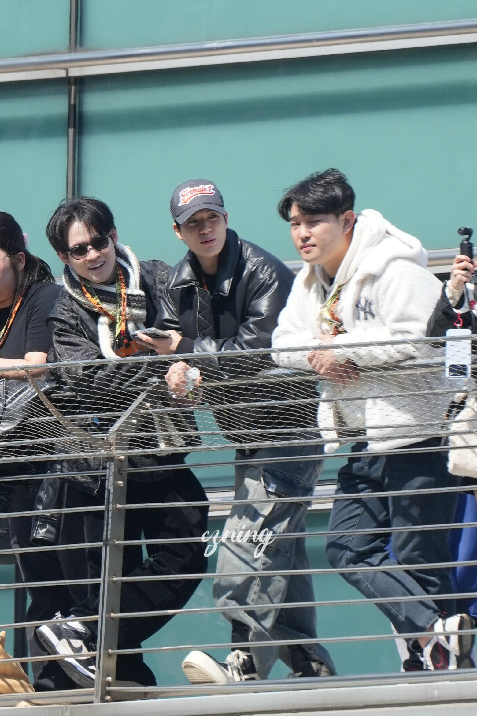 钟辰乐李帝努去了上海F1钟辰乐李帝努来看上海F1了 钟辰乐李帝努去了上海F1！！