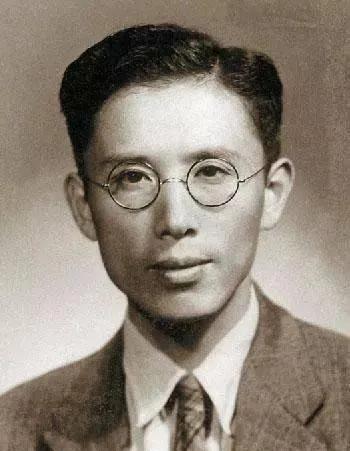 1993年，92岁的物理学家周培源，晨跑回来，一如既往地对妻子大声告白：“我爱你