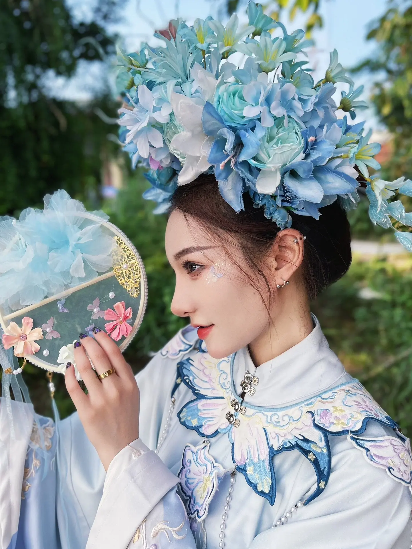 这样的我是不是觉得有点陌生！