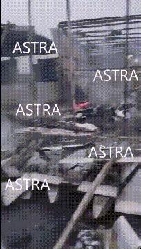 乌克兰自杀式无人机成功击中俄罗斯空天军机场，炸中了滑翔制导炸弹的套件，没有造成爆