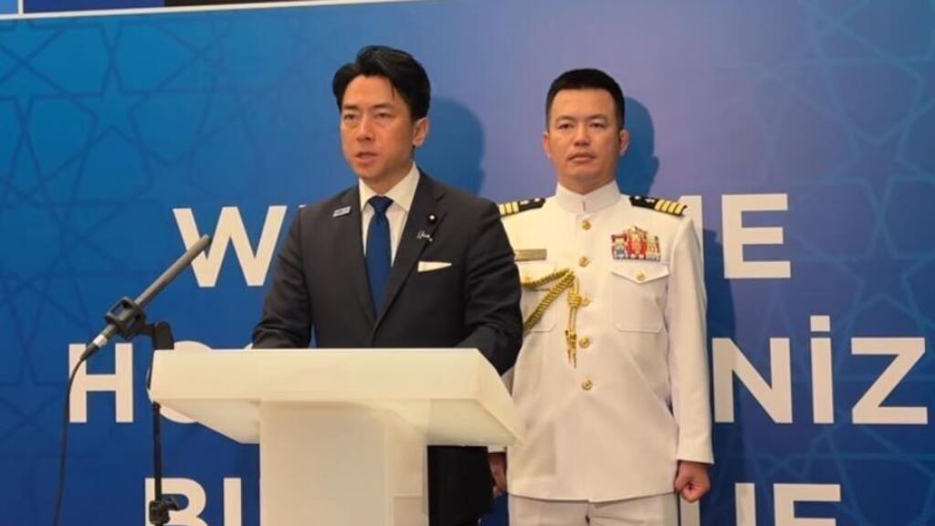 半年跑遍半个地球！日本防卫大臣疯狂出访，真实野心藏不住了
 
最近有个细节，很多