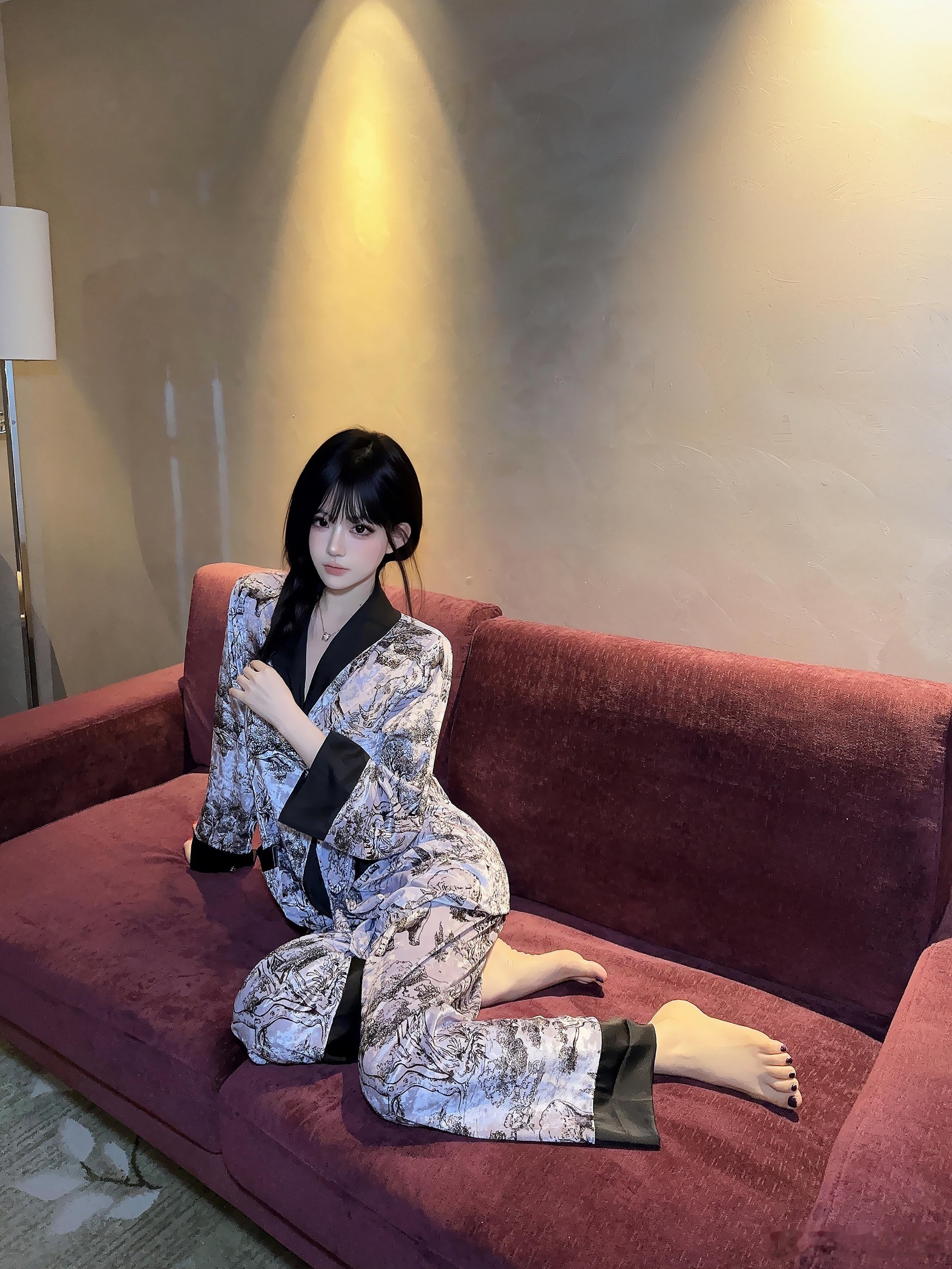 “焦虑改变不了任何事，只会浪费时间，搅乱脑袋，偷走你的快乐” 