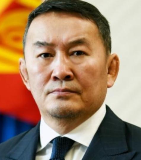 一位蒙古国网友在网上发出了这样一句话：“当初蒙古为何要脱离中国独立出来？独立的意