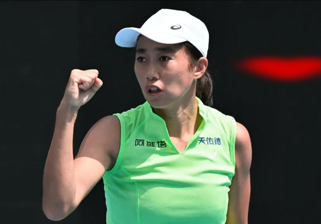 太燃了！张帅时隔7年澳网女双再夺冠，大满贯女双3冠在手，书写中国网球不老传奇 ！