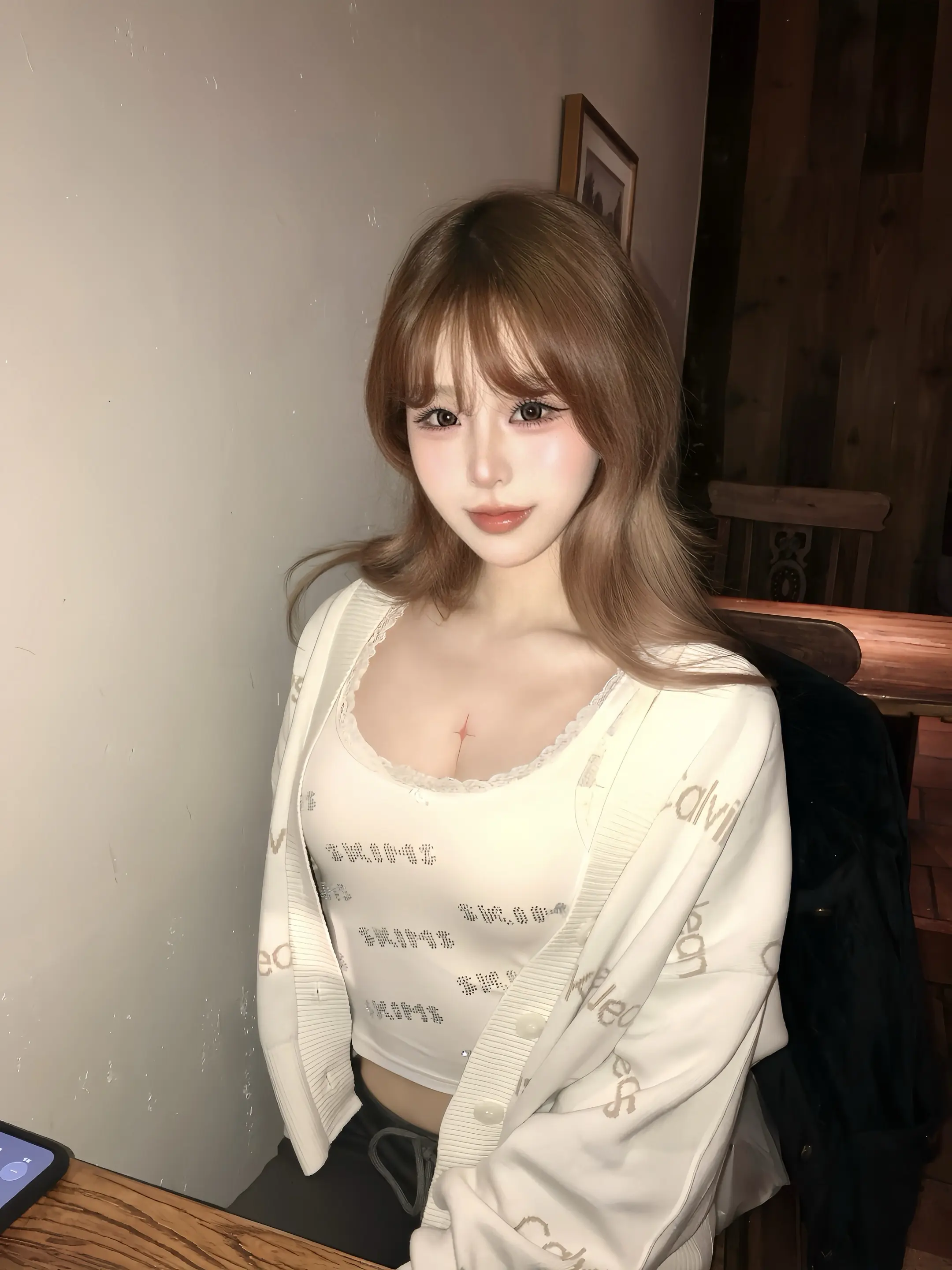 我贪婪的向你要爱 要陪伴 要所有 你总是满足我的各种需求笑眯眯地双手奉...