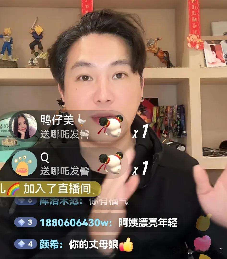 大S的妈妈黄春梅为什么急了？

刚刚，湾湾博主直播时说:“你们不用再问我孩子能不