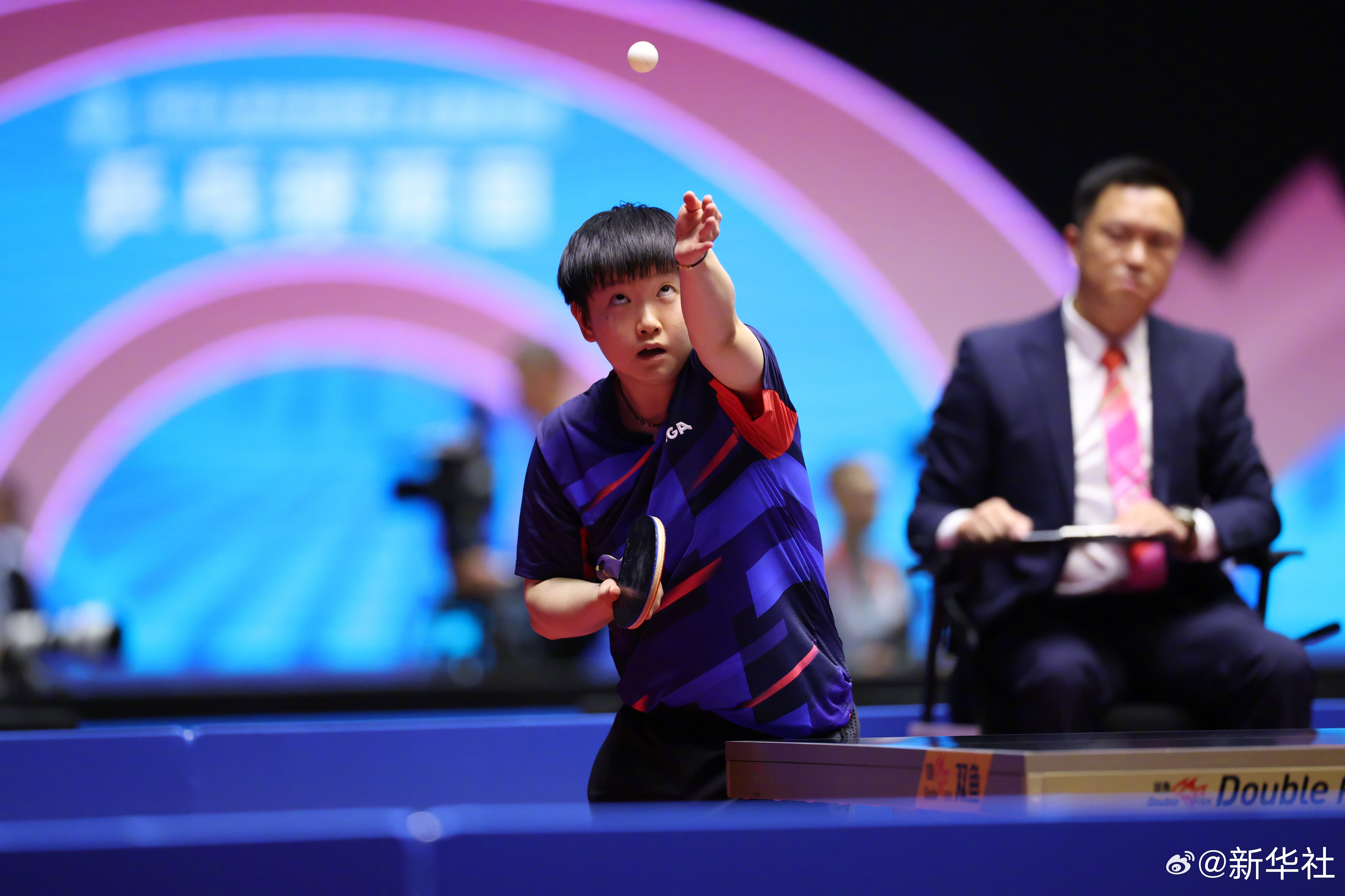 【祝贺！#孙颖莎晋级16强#】11月10日，第十五届全国运动会乒乓球项目在澳门银