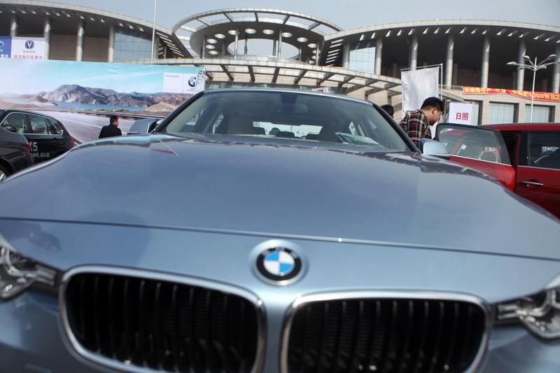 2026年豪华车市首场变革来了！宝马官宣2月起旗下所有车型全面启用第七代品牌标识