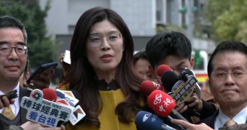 郑丽文终于要来了！1月20日，国民党主席郑丽文当着全世界的面撂下重话：两岸兵凶战