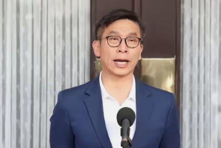 中国撤侨，要求台湾人需出示台胞证方可接收。

中东那边炮火连天，中国开始撤侨了。