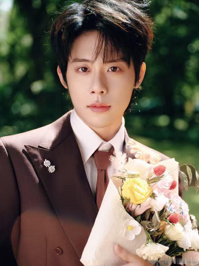 周奇说过了十五分钟就不想吃了周五晚高疯 已经开始蹲守正片名场面✨，相信除了食欲梗