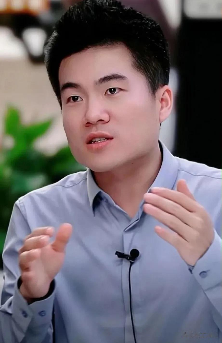 直播间，董宇辉调侃俞敏洪，让他帮忙相亲，俞敏洪说:我的朋友都是商界大佬，你随便娶