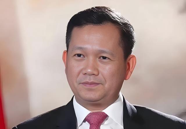 谁能料到，柬埔寨首相洪马奈，曾索性把牌桌一脚踹翻
时间拉回到2026年9月23日